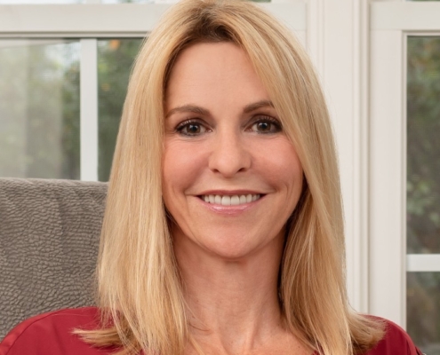 Ann Dolin LinkedIn Profile Photo