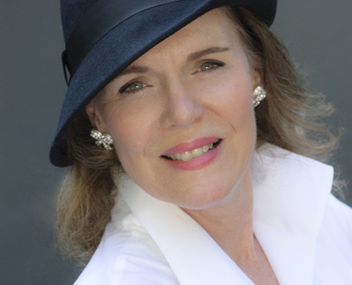 headshot of ADDiva founder Linda Roggli